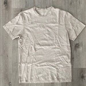 Everlane Men's Beige T-Shirt